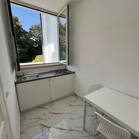 Gasthuis Airport Capodichino By Pagnotta Napels