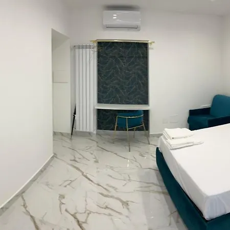 Airport Capodichino By Pagnotta 4*